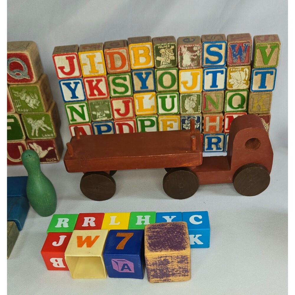 Vintage Letter Character Wood Block Truck Car Lot 110 Blocks 2 Cars Raggedy Ann - Picture 4 of 16